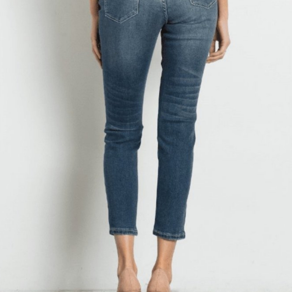 Urban Chic distressed cropped jeans - Picture 3 of 3